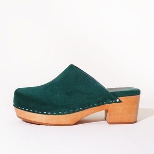 Charlotte Stone Martino Clog in Emerald - Size 6, New in Box